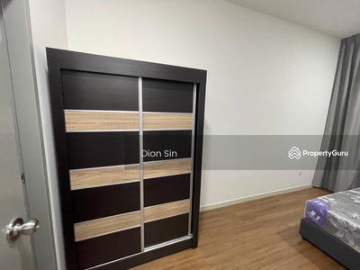 M Vertica, Malaysia M Vertica, Malaysia