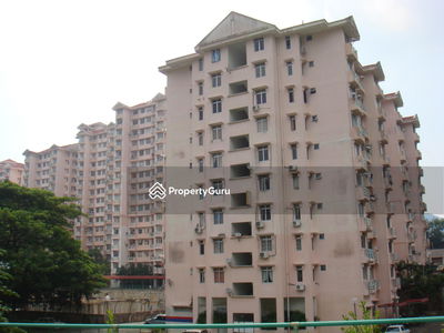 Azuria Condominium, Malaysia Azuria Condominium, Malaysia