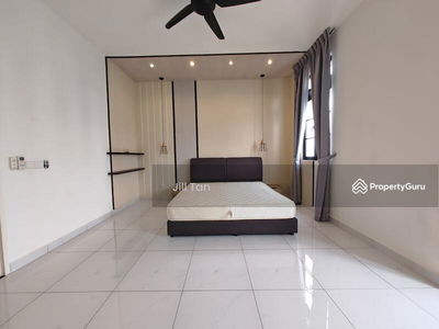 The Grassten 26’x75’ @ Eco Botanic, Malaysia The Grassten 26’x75’ @ Eco Botanic, Malaysia