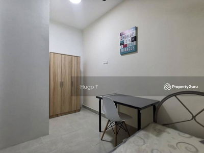 Seruling Apartment Bandar Bukit Raja, Malaysia Seruling Apartment Bandar Bukit Raja, Malaysia