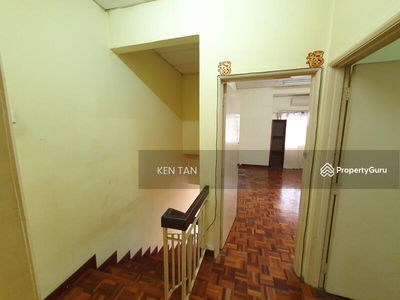 2 Storey Cheras Hartamas, Malaysia 2 Storey Cheras Hartamas, Malaysia