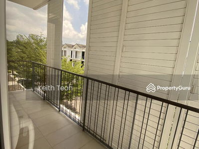 Emerald Bay @ Puteri Harbour, Malaysia Emerald Bay @ Puteri Harbour, Malaysia