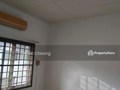 Jalan Permas 13, Malaysia Jalan Permas 13, Malaysia