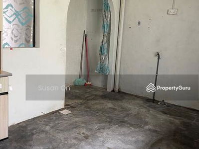 Taman Makmur Double Storey Low Cost, Malaysia Taman Makmur Double Storey Low Cost, Malaysia