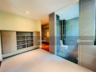 Beethoven, Symphony Hills, Cyberjaya, Malaysia Beethoven, Symphony Hills, Cyberjaya, Malaysia