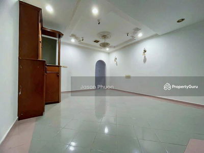 Batu Belah Klang, Malaysia Batu Belah Klang, Malaysia