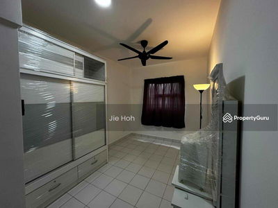 Kiara Kasih, Malaysia Kiara Kasih, Malaysia