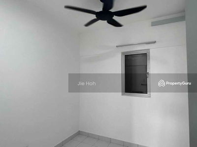 Kiara Kasih, Malaysia Kiara Kasih, Malaysia