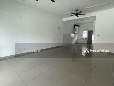 Limited Unit Kota Bayuemas Double Storey Partially Furnished near Parklands Botanic, Malaysia Limited Unit Kota Bayuemas Double Storey Partially Furnished near Parklands Botanic, Malaysia