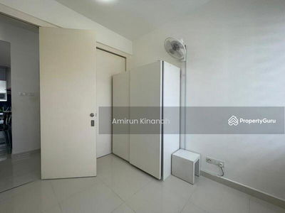 3 Residents, Malaysia 3 Residents, Malaysia