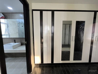 Sunrise City, Vietnam Sunrise City, Vietnam