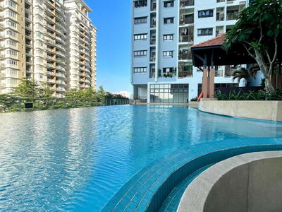 Topaz Twins, Vietnam Topaz Twins, Vietnam