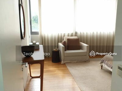 The Edge of U-Thant, Malaysia The Edge of U-Thant, Malaysia