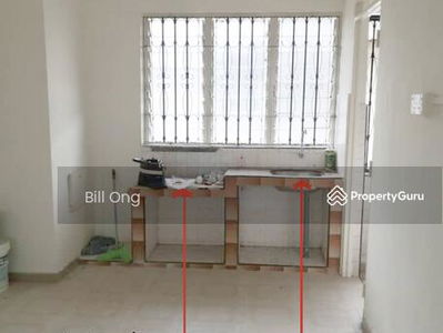 Flat Taman Ungku Tun Aminah, Malaysia Flat Taman Ungku Tun Aminah, Malaysia