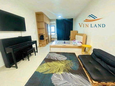 Topaz Twins, Vietnam Topaz Twins, Vietnam