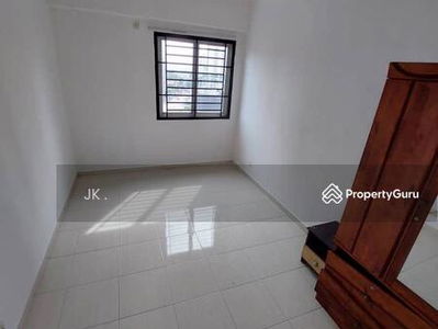 Riverria Condovilla, Malaysia Riverria Condovilla, Malaysia