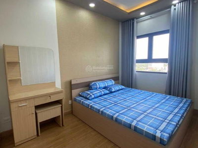 Topaz Twins, Vietnam Topaz Twins, Vietnam