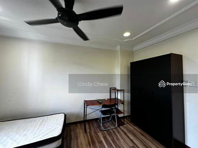 Tiara Faber, Malaysia Tiara Faber, Malaysia