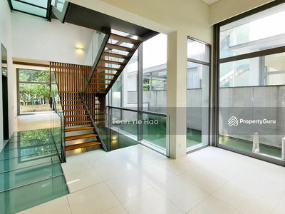 The Edge of U-Thant, Malaysia The Edge of U-Thant, Malaysia