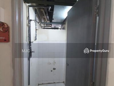 Pangsapuri Blok K (Phasa 8) @ Taman Bukit Mewah, Kajang, Malaysia Pangsapuri Blok K (Phasa 8) @ Taman Bukit Mewah, Kajang, Malaysia