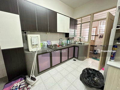 Jalan Cendrawasih@Bandar Putra, Malaysia Jalan Cendrawasih@Bandar Putra, Malaysia