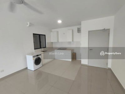 Huni D' @ Eco Ardence, Malaysia Huni D' @ Eco Ardence, Malaysia