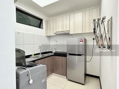 Molek Regency, Malaysia Molek Regency, Malaysia