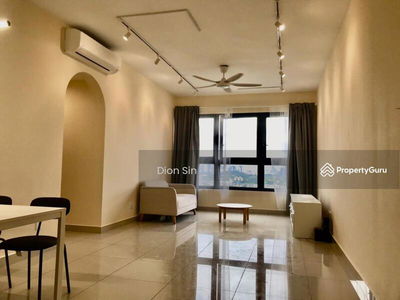 M Vertica, Malaysia M Vertica, Malaysia