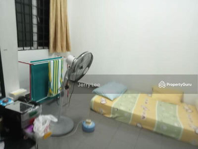 Mon Bisca, Malaysia Mon Bisca, Malaysia