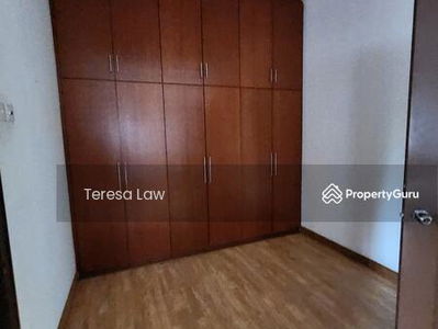 Beverly Row, Malaysia Beverly Row, Malaysia