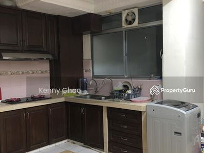 Forest Green, Malaysia Forest Green, Malaysia