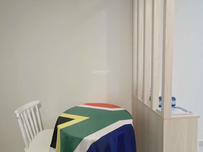 Topaz Twins, Vietnam Topaz Twins, Vietnam