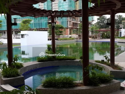 Molek Pine, Malaysia Molek Pine, Malaysia