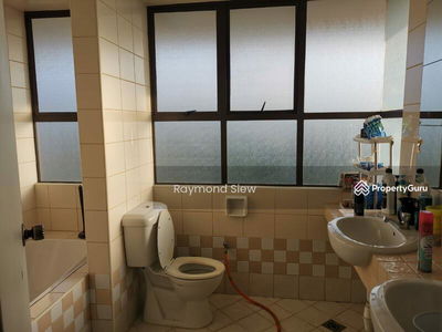 Armani, Malaysia Armani, Malaysia