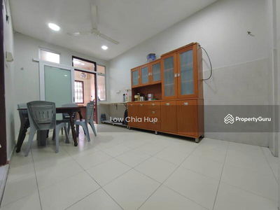 Bukit indah 双市排楼, Malaysia Bukit indah 双市排楼, Malaysia