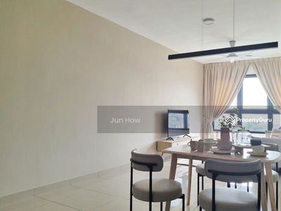 M Vertica, Malaysia M Vertica, Malaysia