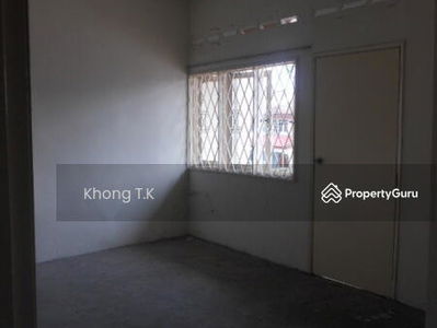 ARANDA DORITIS ERIA LIPARIS ONCIDIUM TAINIA KOTA KEMUNING UTAMA BUKIT RIMAU BERJAYA PARK SHAH ALAM, Malaysia ARANDA DORITIS ERIA LIPARIS ONCIDIUM TAINIA KOTA KEMUNING UTAMA BUKIT RIMAU BERJAYA PARK SHAH ALAM, Malaysia