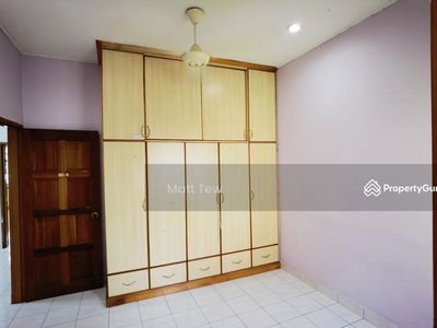 KOTA KEMUNING, Malaysia KOTA KEMUNING, Malaysia