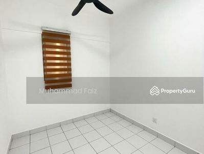 Kiara Kasih, Malaysia Kiara Kasih, Malaysia