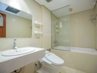 Kim Ma Thuong Street, Vietnam Kim Ma Thuong Street, Vietnam