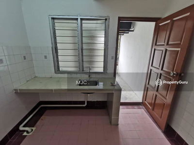 Corner 2nd floor Shop Apartment RM 550 @ Taman Sentosa , Klang, Malaysia Corner 2nd floor Shop Apartment RM 550 @ Taman Sentosa , Klang, Malaysia