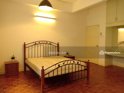 Earl Courts, Malaysia Earl Courts, Malaysia