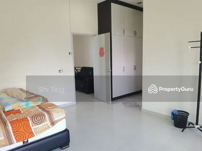 Nusa Duta, Malaysia Nusa Duta, Malaysia