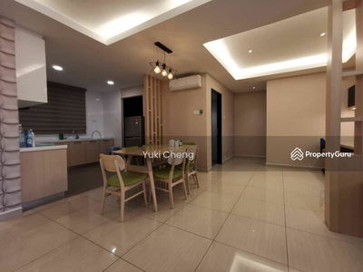 Molek Pine 4, Malaysia Molek Pine 4, Malaysia