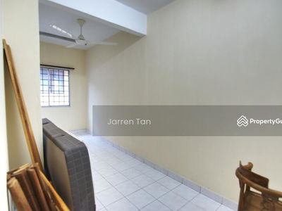 Sri Suria, Bukit Rimau, Malaysia Sri Suria, Bukit Rimau, Malaysia