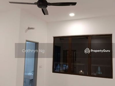 M Aruna, Malaysia M Aruna, Malaysia