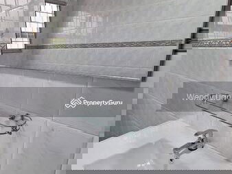 Persiaran Ampang Hilir, Taman U Thant, Kuala Lumpur, Malaysia Persiaran Ampang Hilir, Taman U Thant, Kuala Lumpur, Malaysia