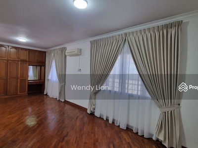 Persiaran Ampang Hilir, Taman U Thant, Kuala Lumpur, Malaysia Persiaran Ampang Hilir, Taman U Thant, Kuala Lumpur, Malaysia