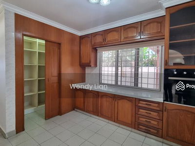 Persiaran Ampang Hilir, Taman U Thant, Kuala Lumpur, Malaysia Persiaran Ampang Hilir, Taman U Thant, Kuala Lumpur, Malaysia