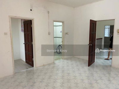 2 Storey terrace corner at Persiaran Keliap 2, Malaysia 2 Storey terrace corner at Persiaran Keliap 2, Malaysia